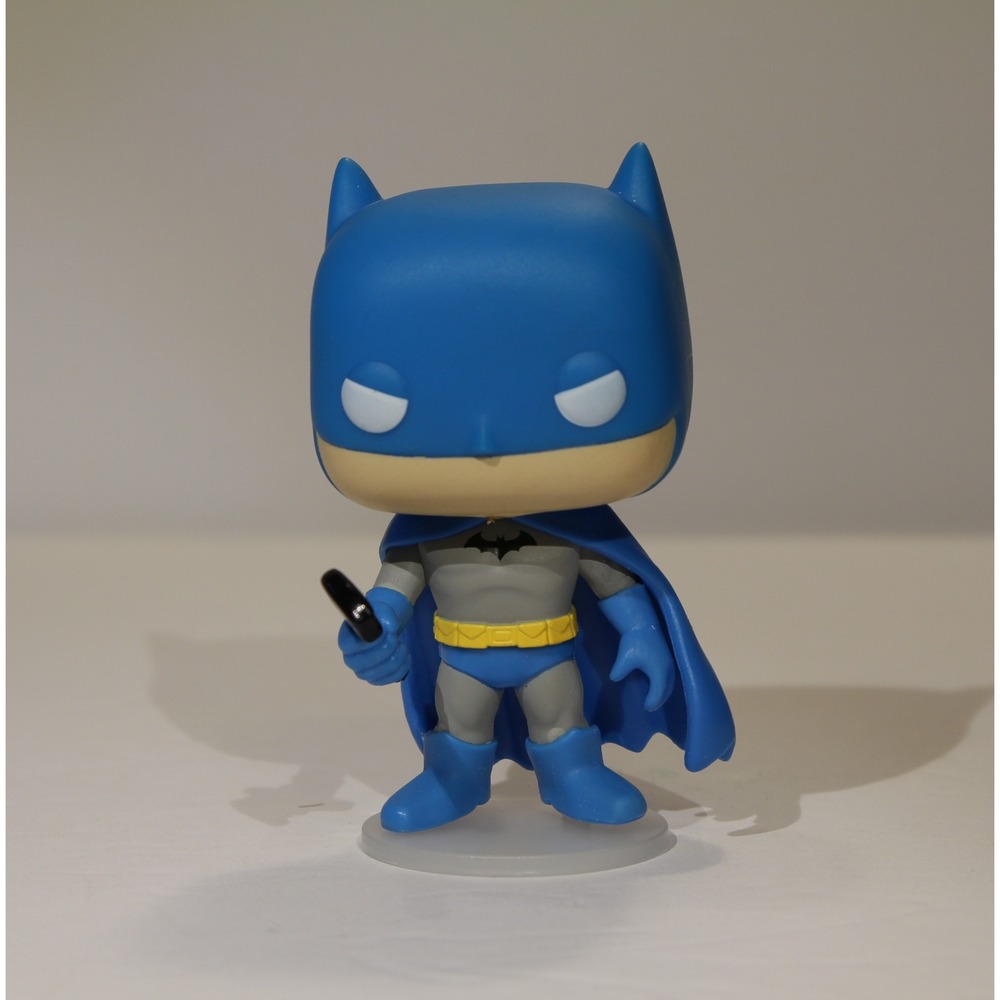 Pop!  FunkoVerse Vinyl Figure DC Comics Batman 2019 Pre-owned (J)
